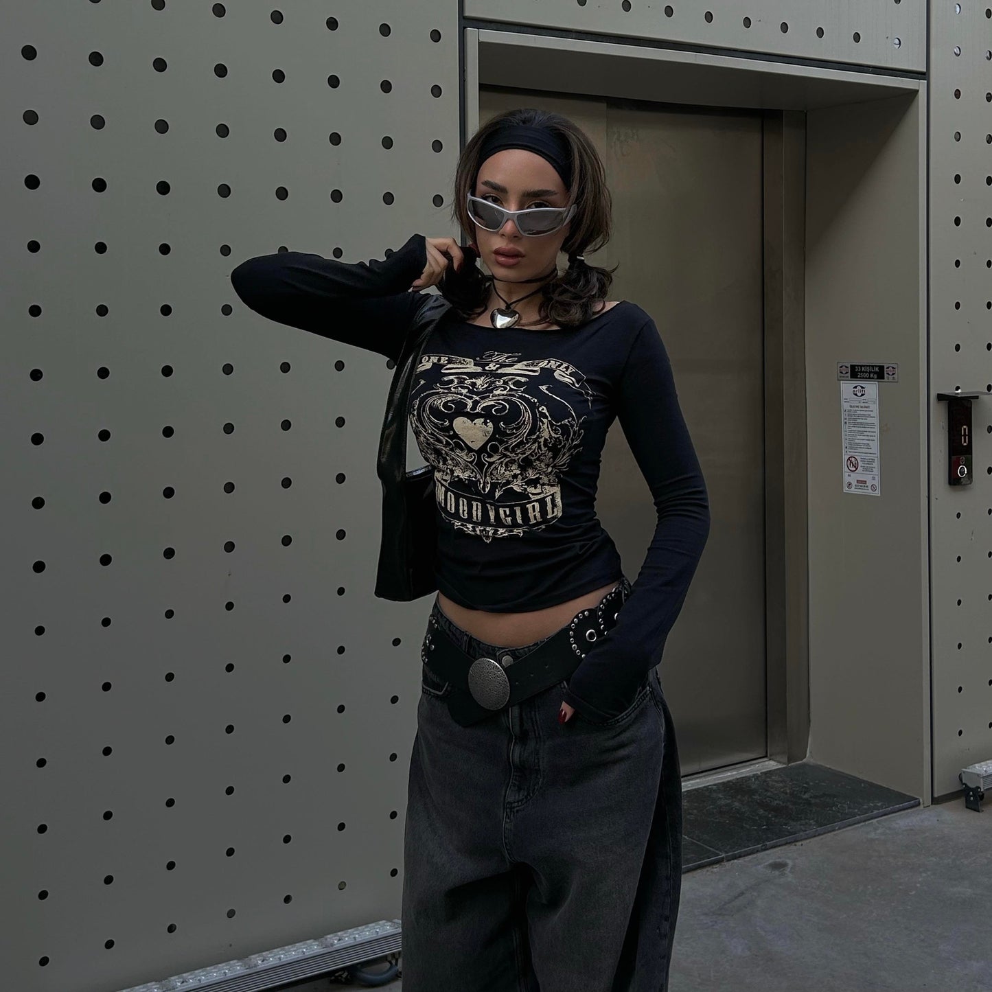 Black Vintage MoodyGirl Off-Shoulder Top