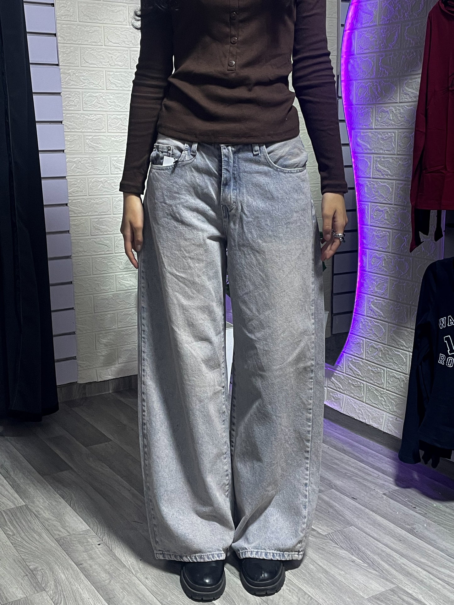 Loose Fit - Stone Fade