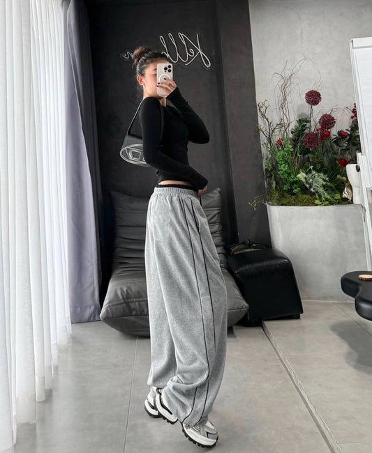 Grey Striped Baggy sweatpants